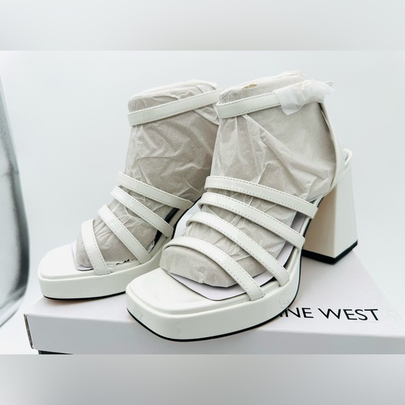 🔥🌶️Nine West Teriss Strappy Platform Sandals Patent Leather White 🌶️🔥 - Picture 7 of 11